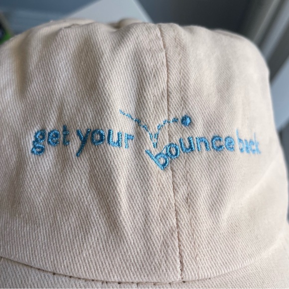 *Limited Edition* Peach & Lily Embroidered Cream Canvas Baseball Cap - Picture 7 of 9